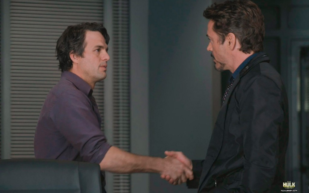 bruce-banner-meets-tony-stark-in-the-avengers-movie-l